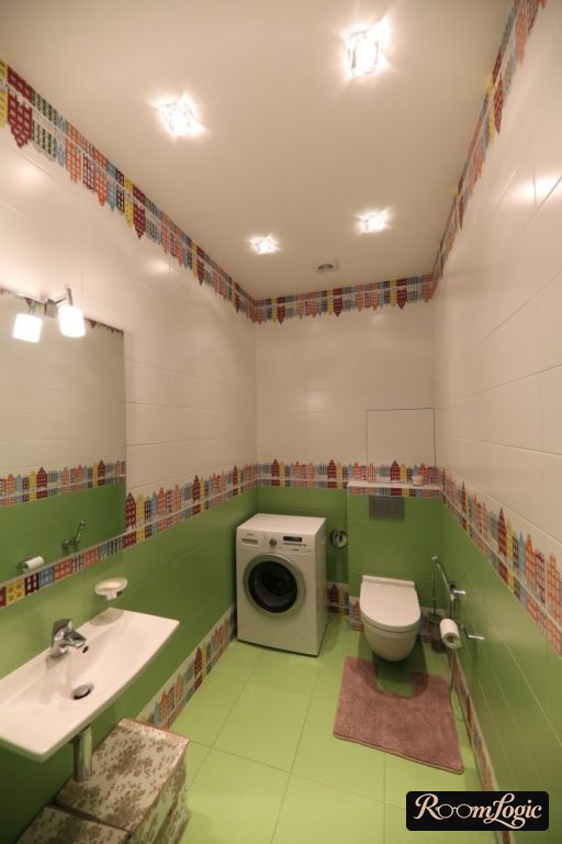 tile with decor and border for bathroom