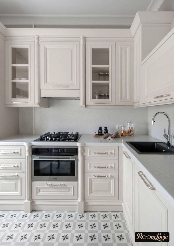 tile with pattern on kitchen floor in neoclassical style