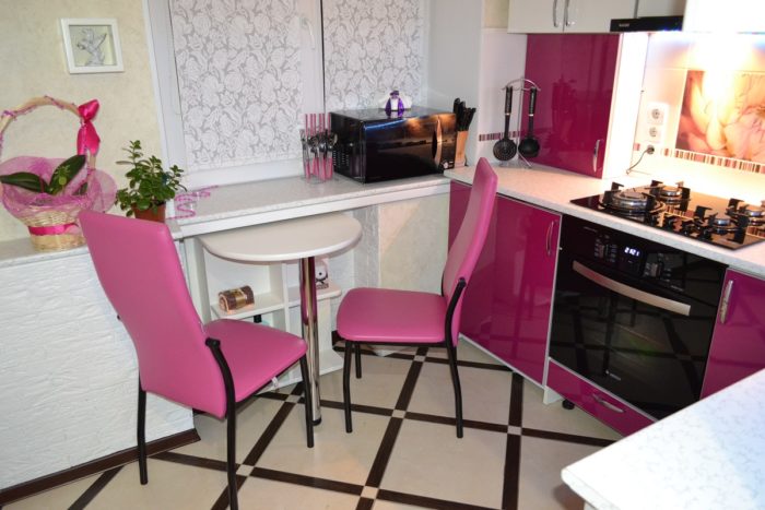 transforming breakfast bar