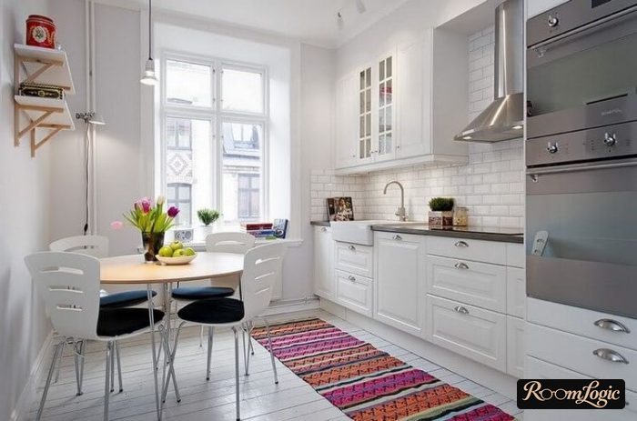 white kitchen in scandi style