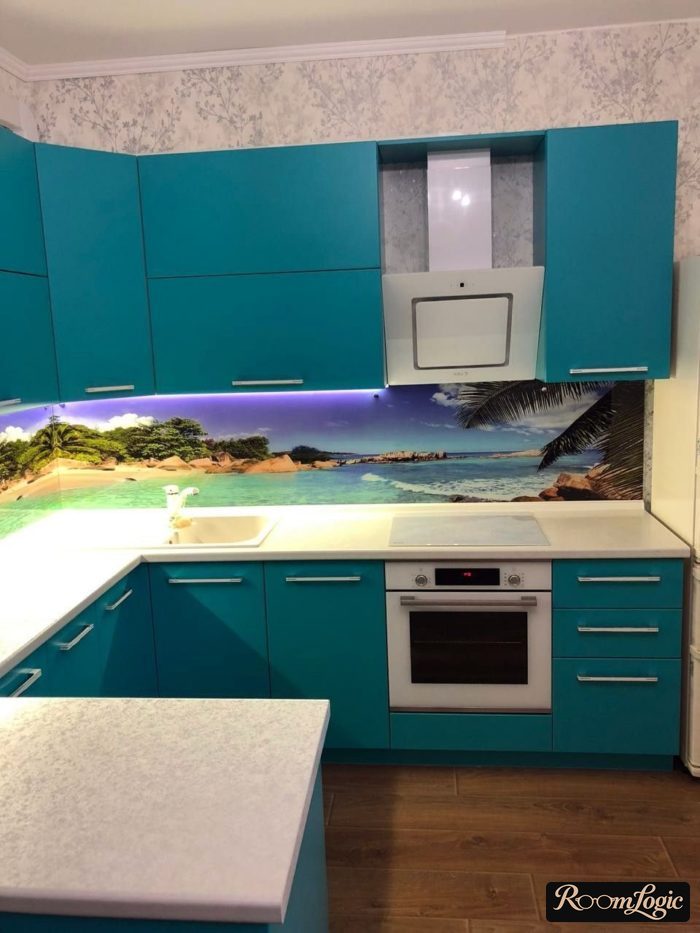 U-shaped kitchen solutions