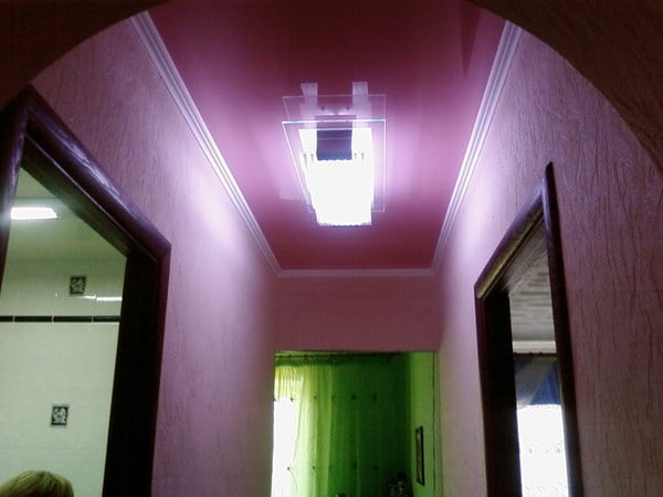 violet stretch ceiling in entryway
