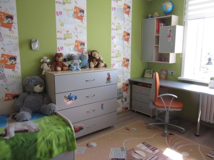 wallpaper for two children's room
