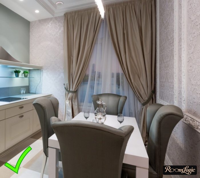 wallpaper with traditional pattern in modern kitchen