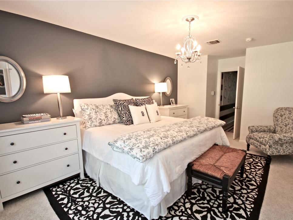 warm yellow color in the bedroom