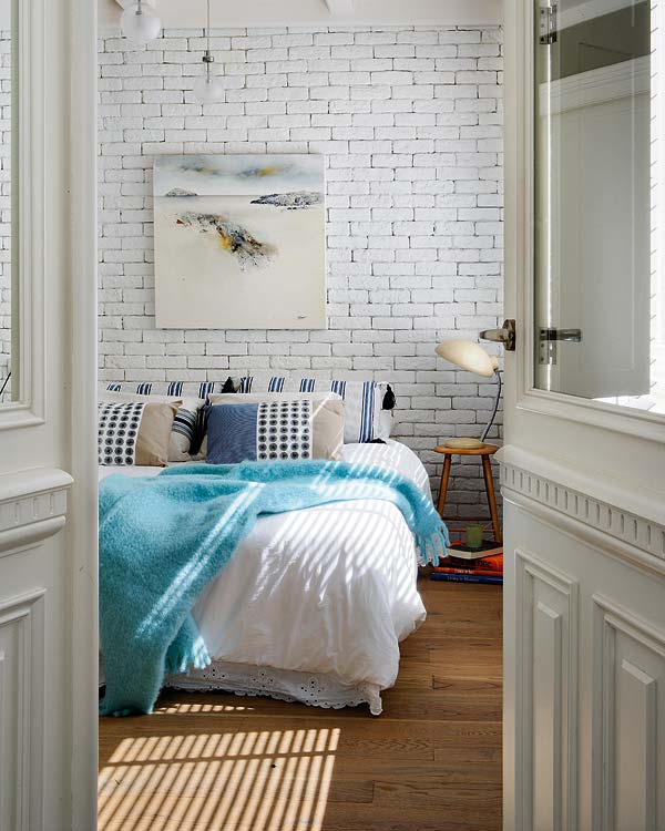 white bricks in the bedroom design