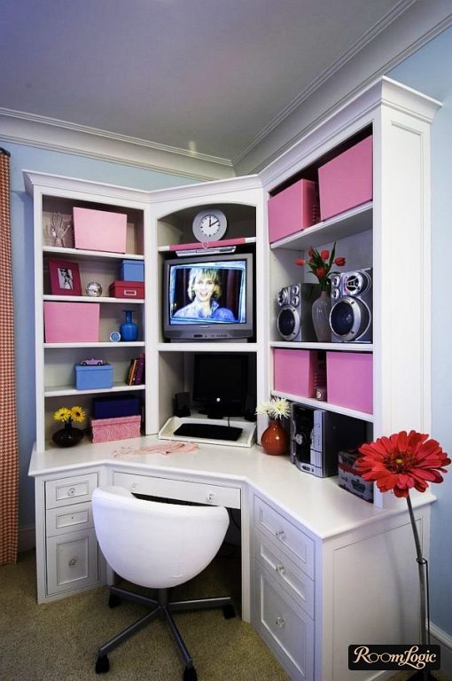 white workspace for teenage girl