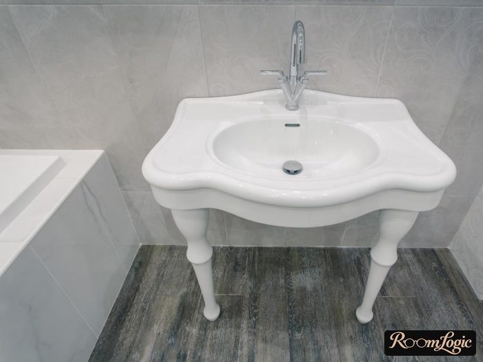 wood-look porcelain tile on the bathroom floor